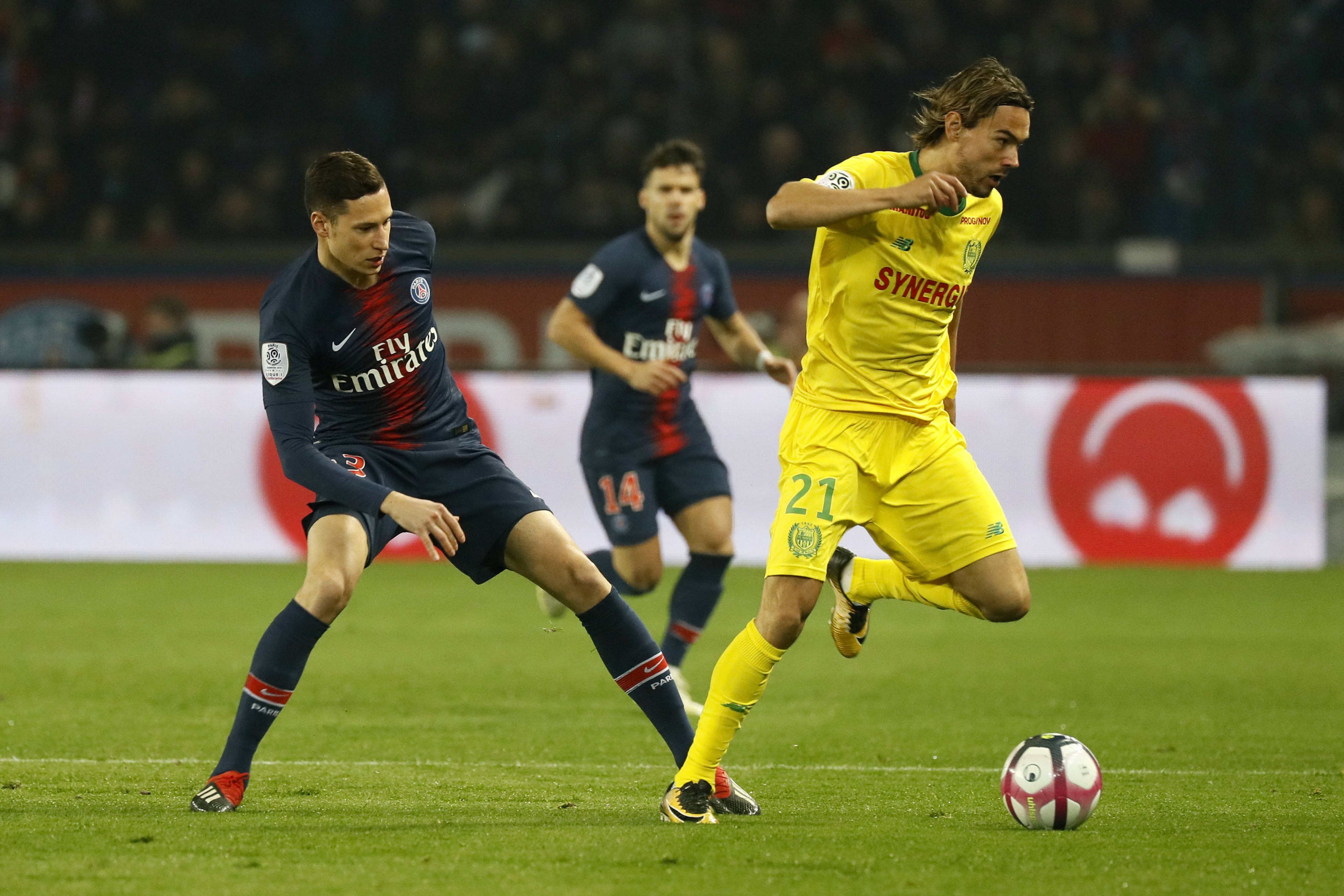 圣安东尼奥马刺迎法甲关键赛；今夜官宣签约；引发热议；临场指挥获称赞的简单介绍-开云体育网址